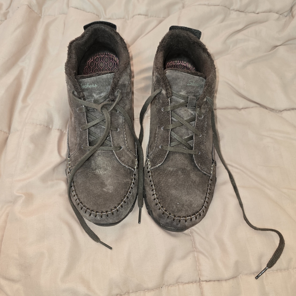 Women's Skechers Brown Suede Shoes Size 8.5